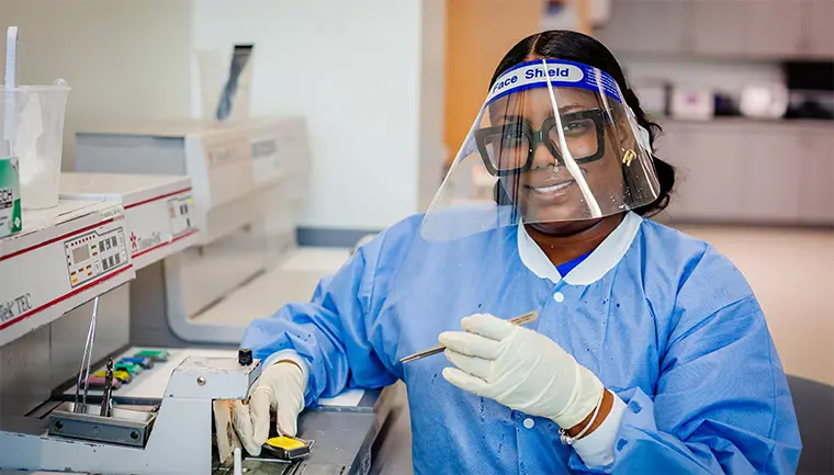 Student working in Histotechnology lab