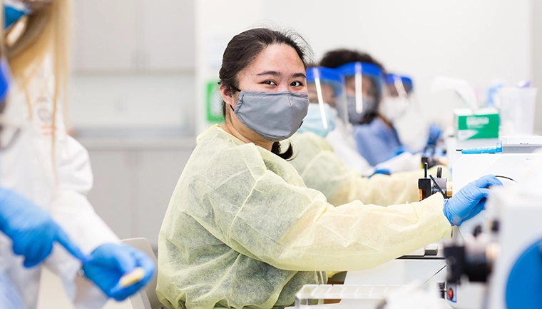 Student working in Histotechnology lab