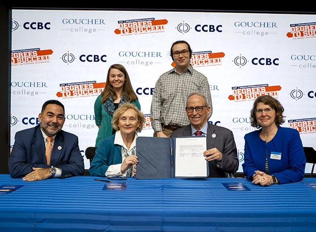 CCBC President, Sandra Kurtinitis, and Towson President, Dr. Mark R. Ginsberg, at the Degrees to Succeed partnership signing.